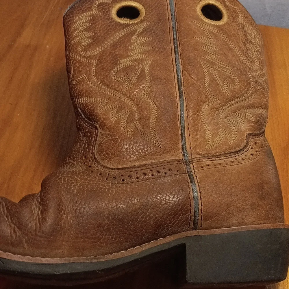 Ariat Cowboy Boots Size 3.5